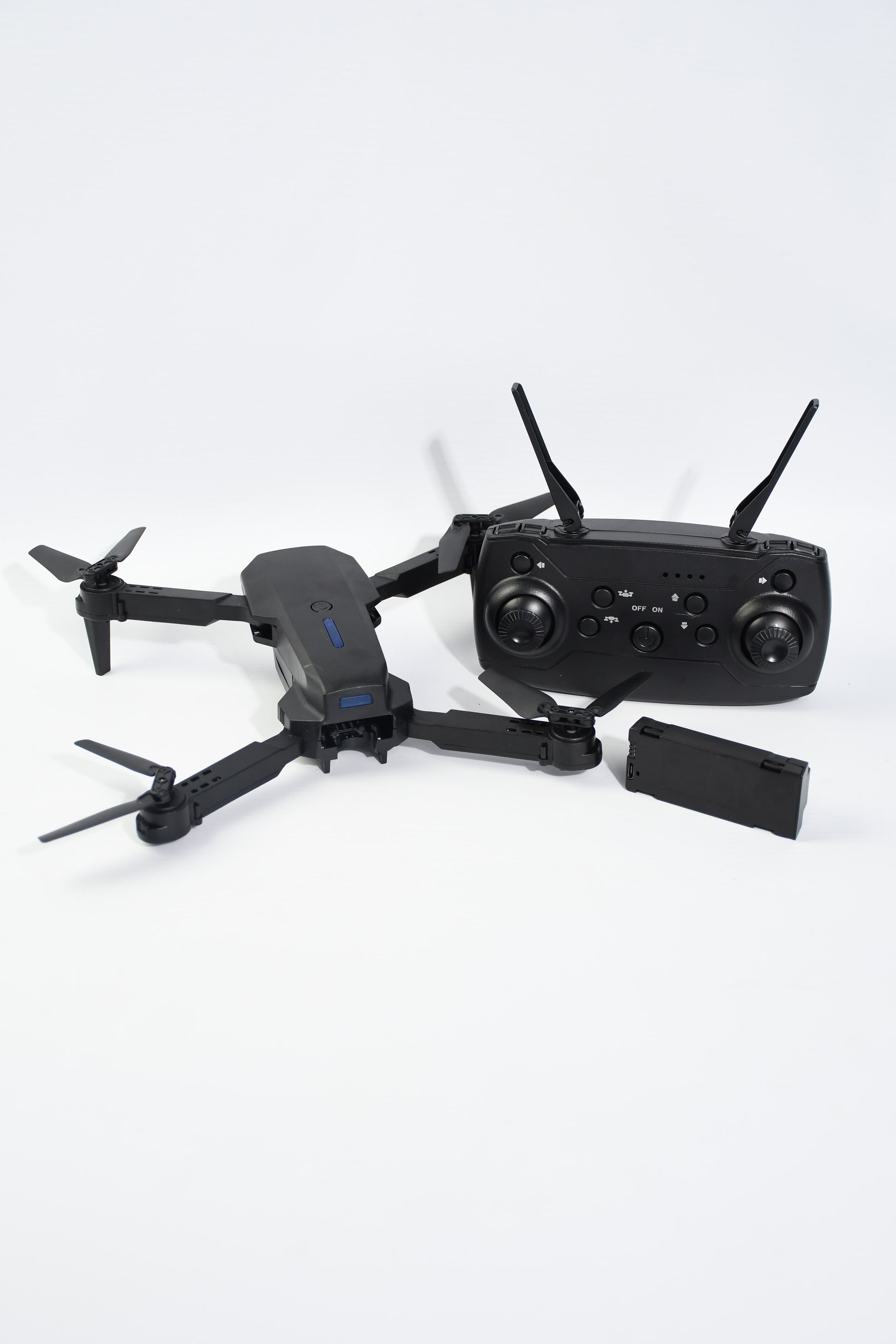 DRON E88